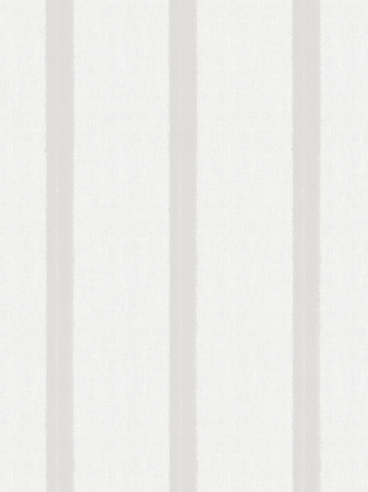 Papel mural Emily Gray, detalle del diseño: rayas verticales anchas en blanco puro y blanco grisáceo.