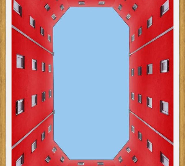 Cuadro edificio rojo