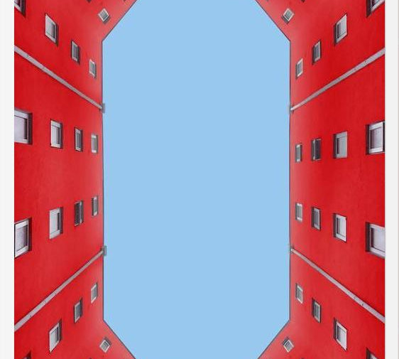 Cuadro edificio rojo