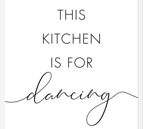 Cuadro This kitchen is for dancing