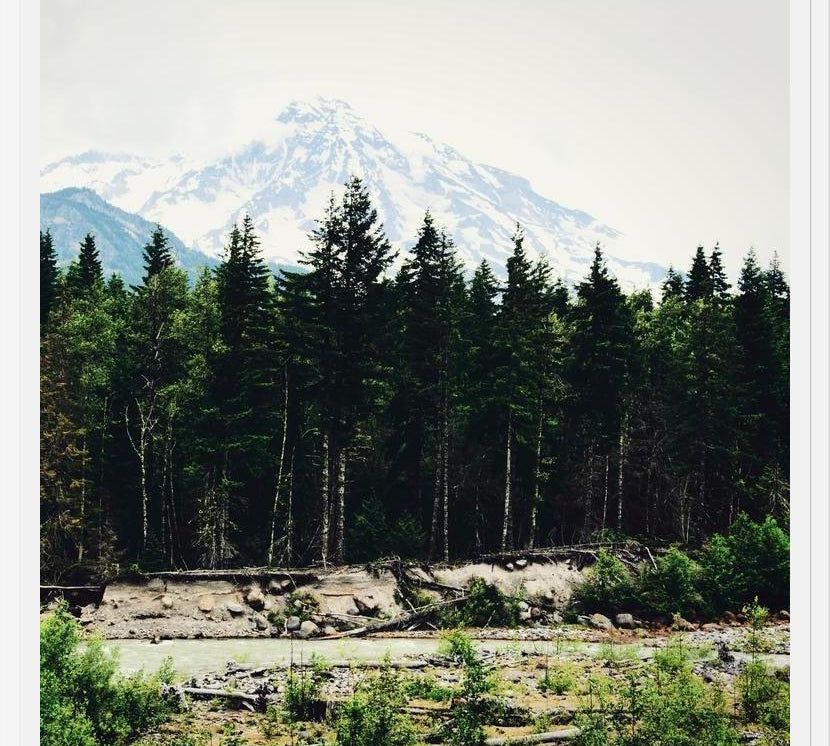 Cuadro Mountain River