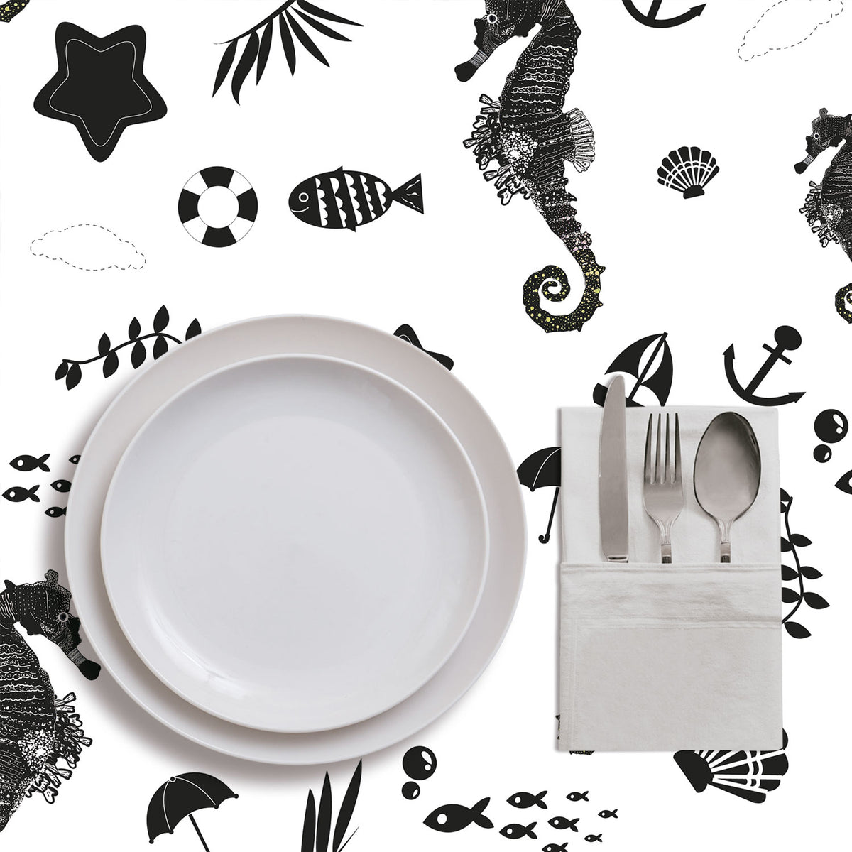 Mantel de Hule SEAHORSE AND SEA PLANTS BLACK WHITE