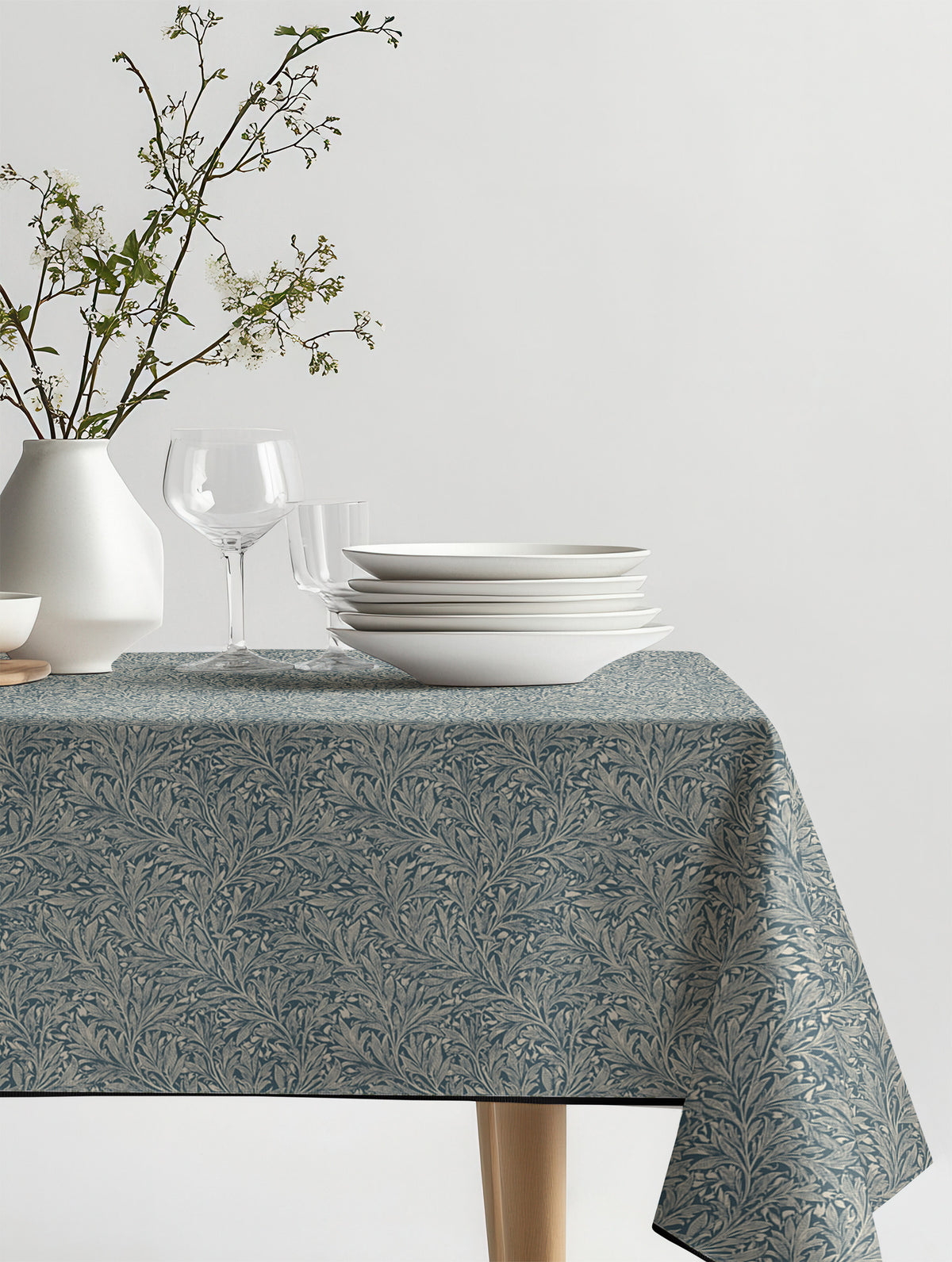 Mantel de hule Chester sobre una mesa