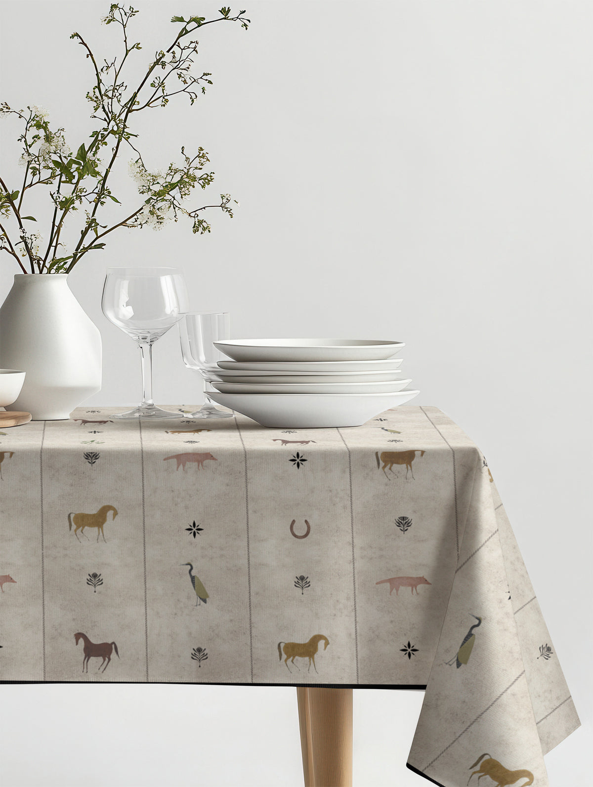 Mantel de hule Foraneo sobre una mesa