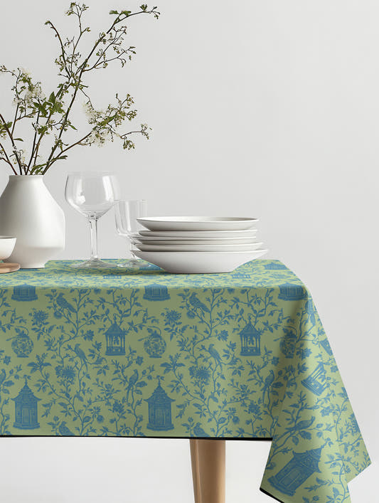 Mantel de hule Kioto sobre una mesa