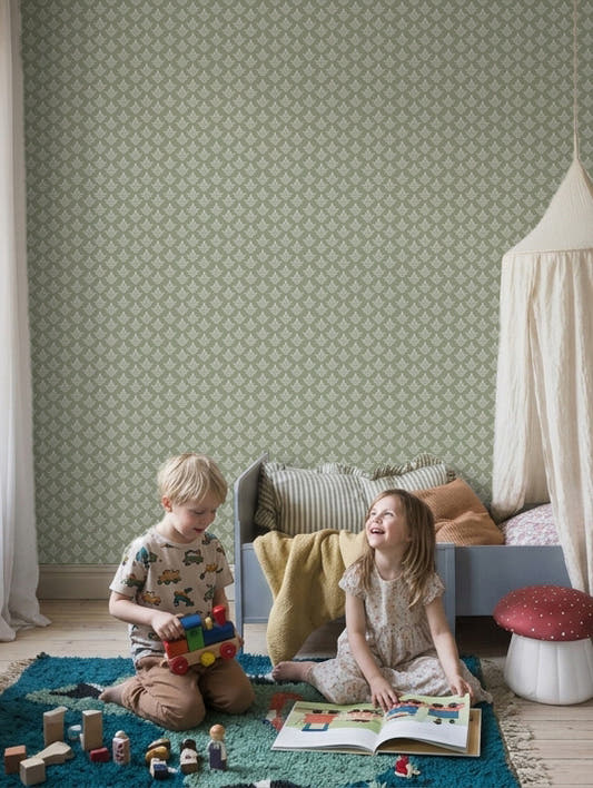 Papel mural Filippa en un ambiente decorado: motivo floral blanco sobre verde salvia.