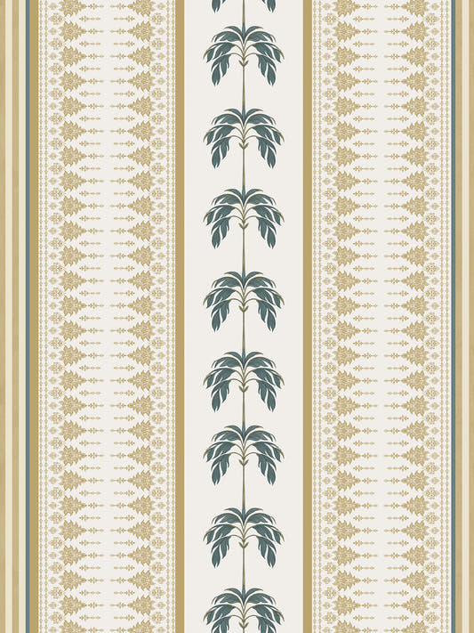Papel mural Ratcha Small, detalle del diseño: guardas verticales de palmeras verde azulado y cenefas doradas sobre crema.