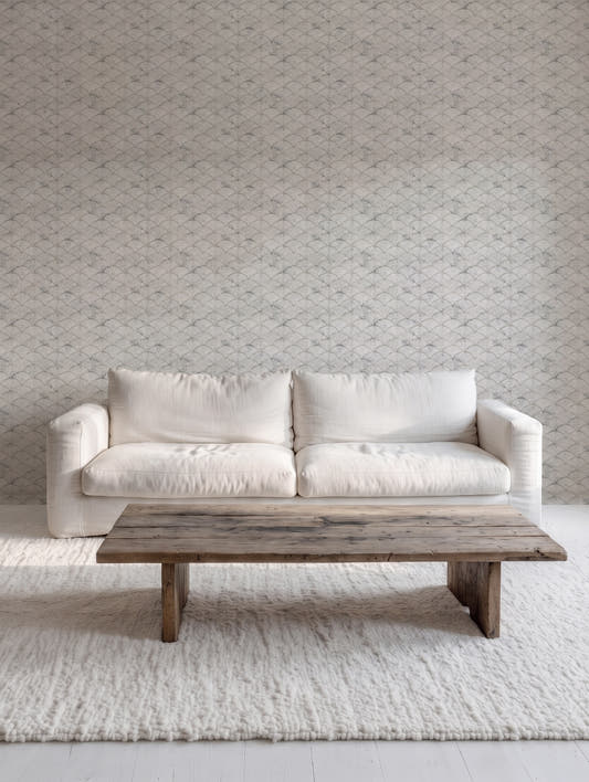 Papel mural Texture y Geometría, gráfico diseño de escamas semicirculares superpuestas en gris y blanco. Ideal para baños y cocinas.