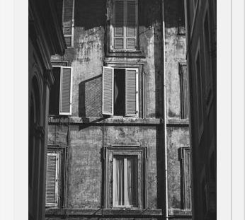 Cuadro Clásicas ventanas en Roma, Italia