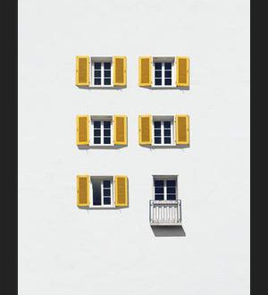 Cuadro Ventanas y balcón Suizo