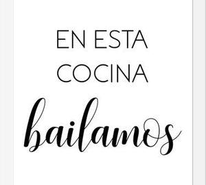 Cuadro En Esta Cocina Bailamos
