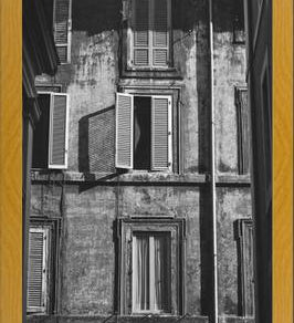 Cuadro Clásicas ventanas en Roma, Italia