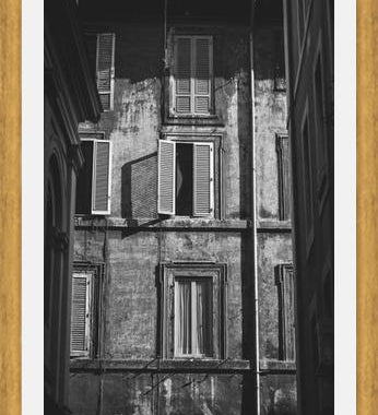 Cuadro Clásicas ventanas en Roma, Italia