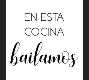Cuadro En Esta Cocina Bailamos