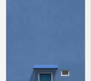 Cuadro Puerta azul, reja amarilla.